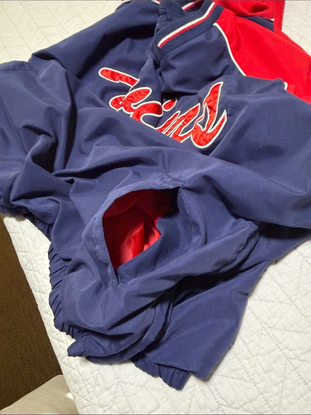 Genuine Merchandise sporty crewneck